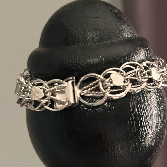 Beautiful Sterling silver charm bracelet - Picture 2 of 5